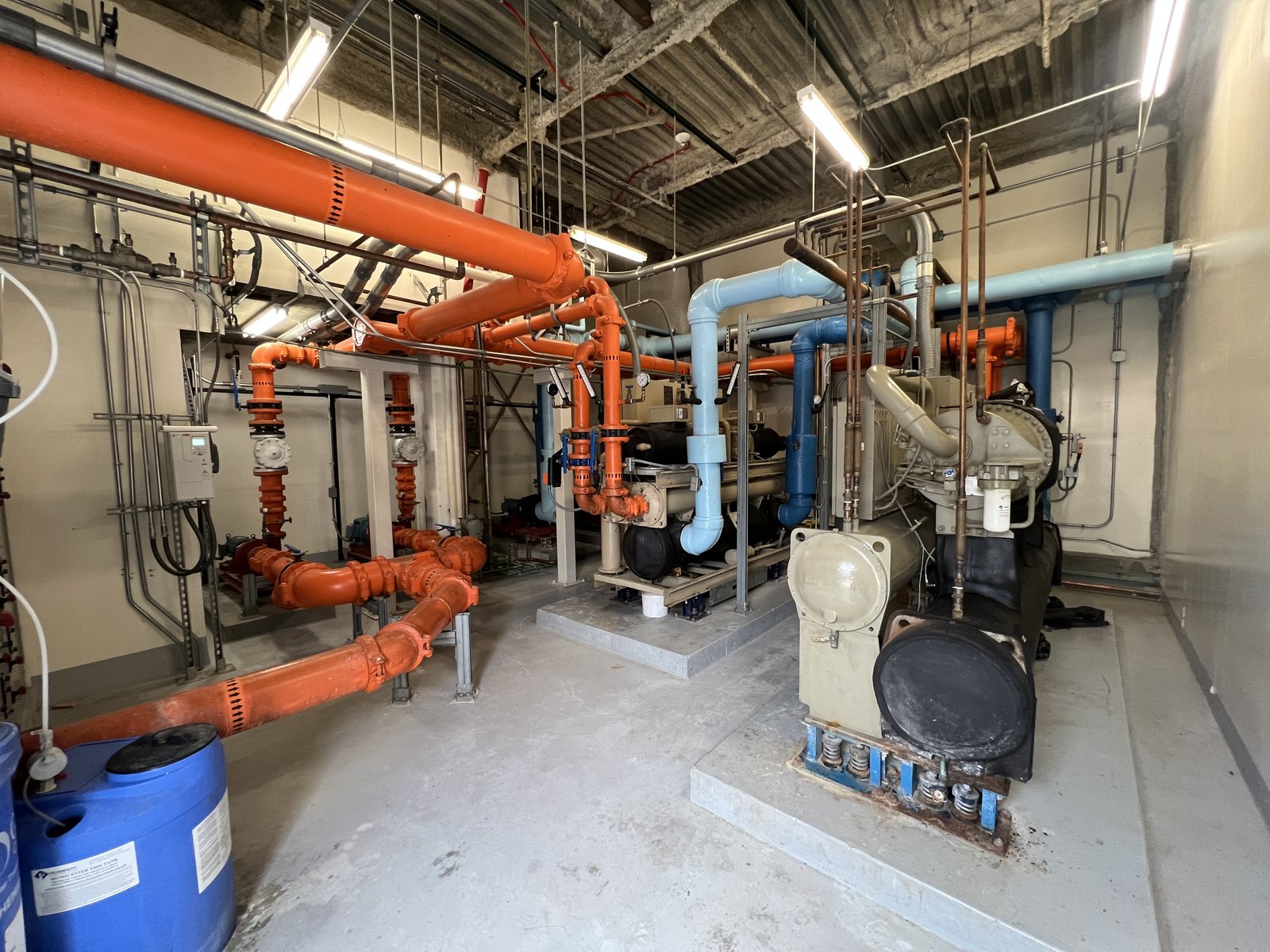 Chiller plant mechanical room